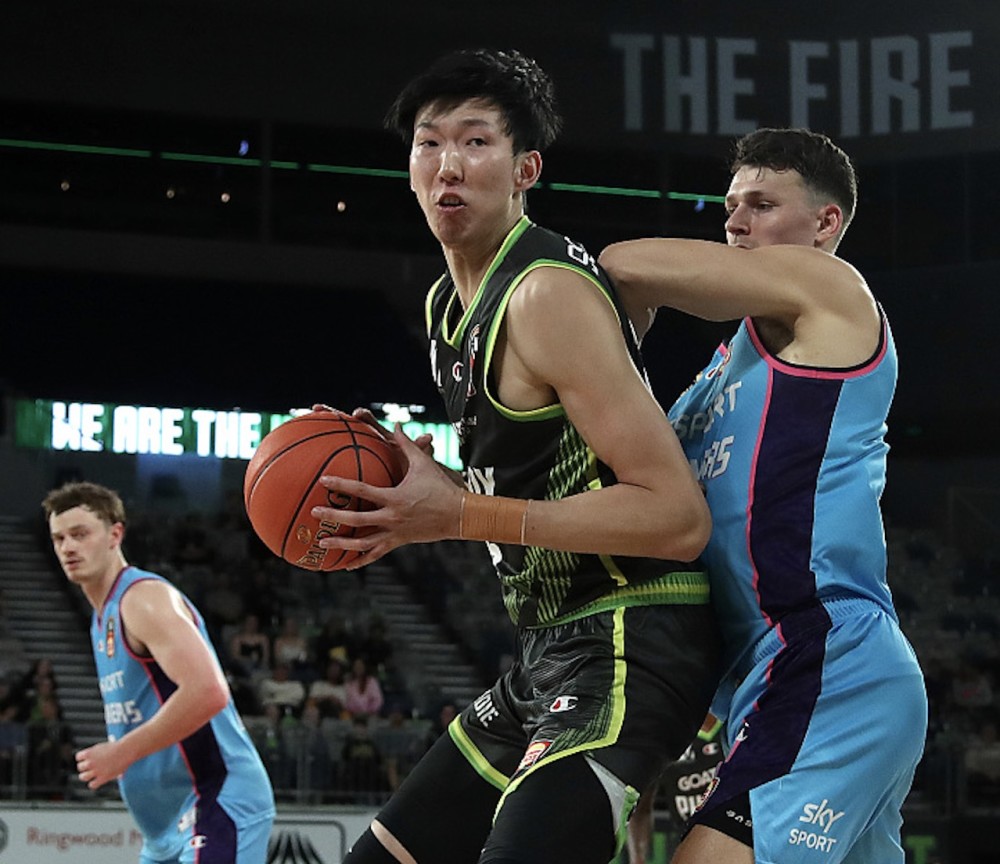 开云体育app-金州勇士训练开放日；清晨强势反弹引欢呼；NBA总决赛在即；医务组通报恢复的简单介绍-开云体育app