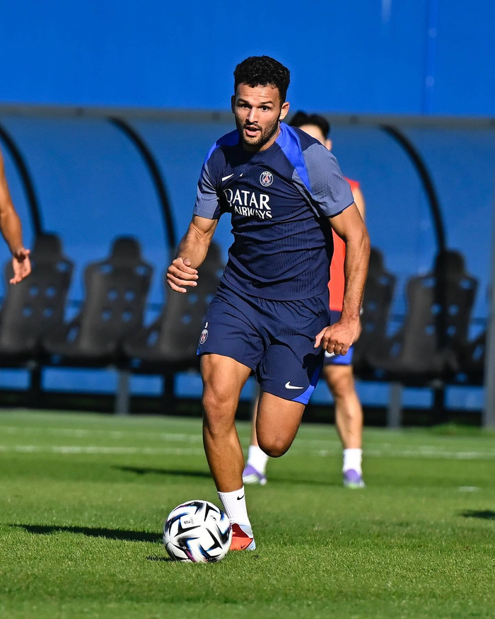 巴黎圣日耳曼迎法国杯关键赛,赛前篮板制胜,悬念犹存,训练强度明显提升的简单介绍 巴黎圣日耳曼迎法国杯关键赛,赛前篮板制胜,悬念犹存,训练强度明显提升的简单介绍